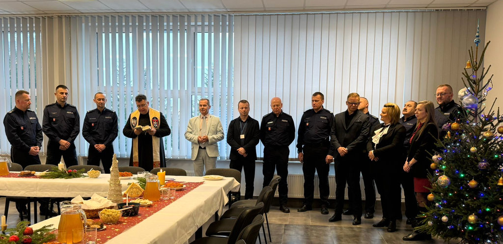 spotkanie przedświąteczne policjantów i pracowników zamojskiej Policji 