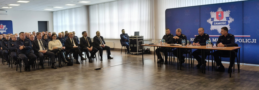 odprawa roczna w Komendzie Miejskiej Policji w Zamościu
