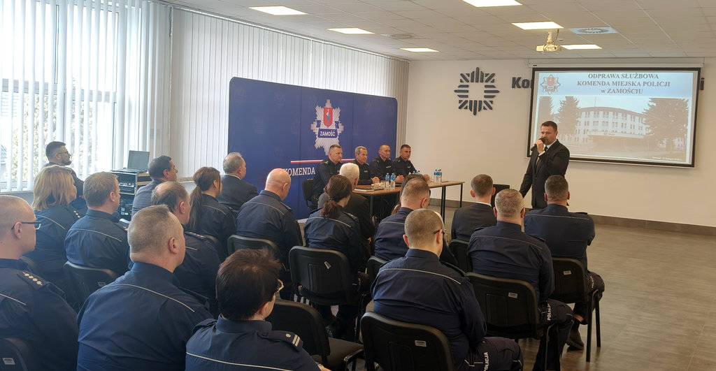 odprawa roczna w Komendzie Miejskiej Policji w Zamościu