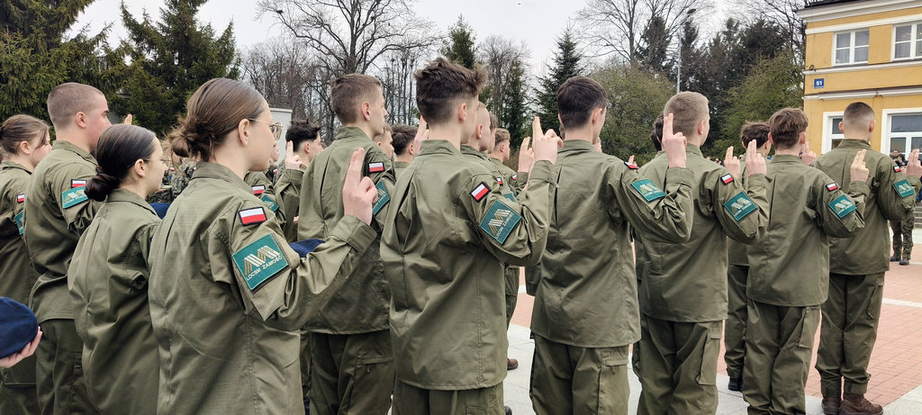 ślubowanie klas pierwszych 