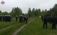 fot. funkcjonariusze Nieetatowego Pododdziału Policji na bazie poligonowej w Sitańcu