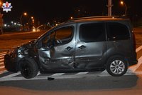 uszkodzony pojazd marki Citroen