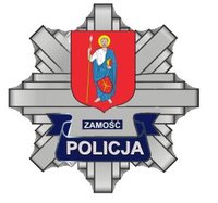 logo Komendy Miejskiej Policji w Zamościu, policyjna gwiazda, na jej tle herb Zamościa i napisy Zamość oraz Policja