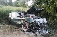 uszkodzone w wyniku wypadku osobowe Alfa Romeo