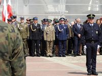 służby mundurowe w czasie obchodów rocznicy uchwalenia Konstytucji 3 maja