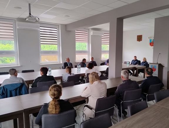 debata policyjna z mieszkańcami gminy Radecznica