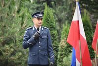 przemawia Zastępca Komendanta Miejskiego Policji w Zamościu