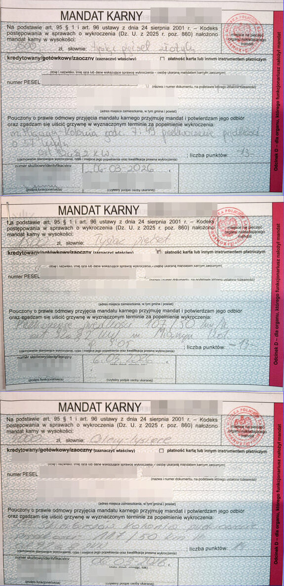 kolaż( zrobiony z trzech blankietów mandatów karnych ułożonych w pozycji pionowej