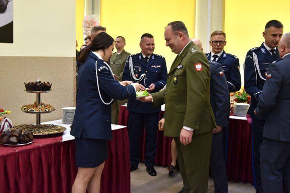 służby mundurowe w czasie spotkania z okazji Świąt Wielkanocnych