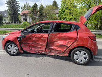 uszkodzone osobowe renault
