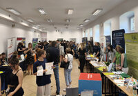 Targi Edukacji i Pracy, sala pełna uczestników